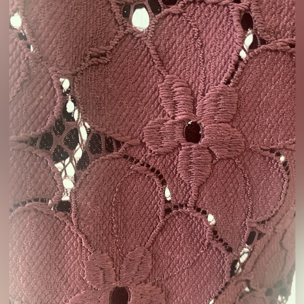 SZ 6 Diane Von Furstenberg Burgundy Dress - Picture 6 of 11